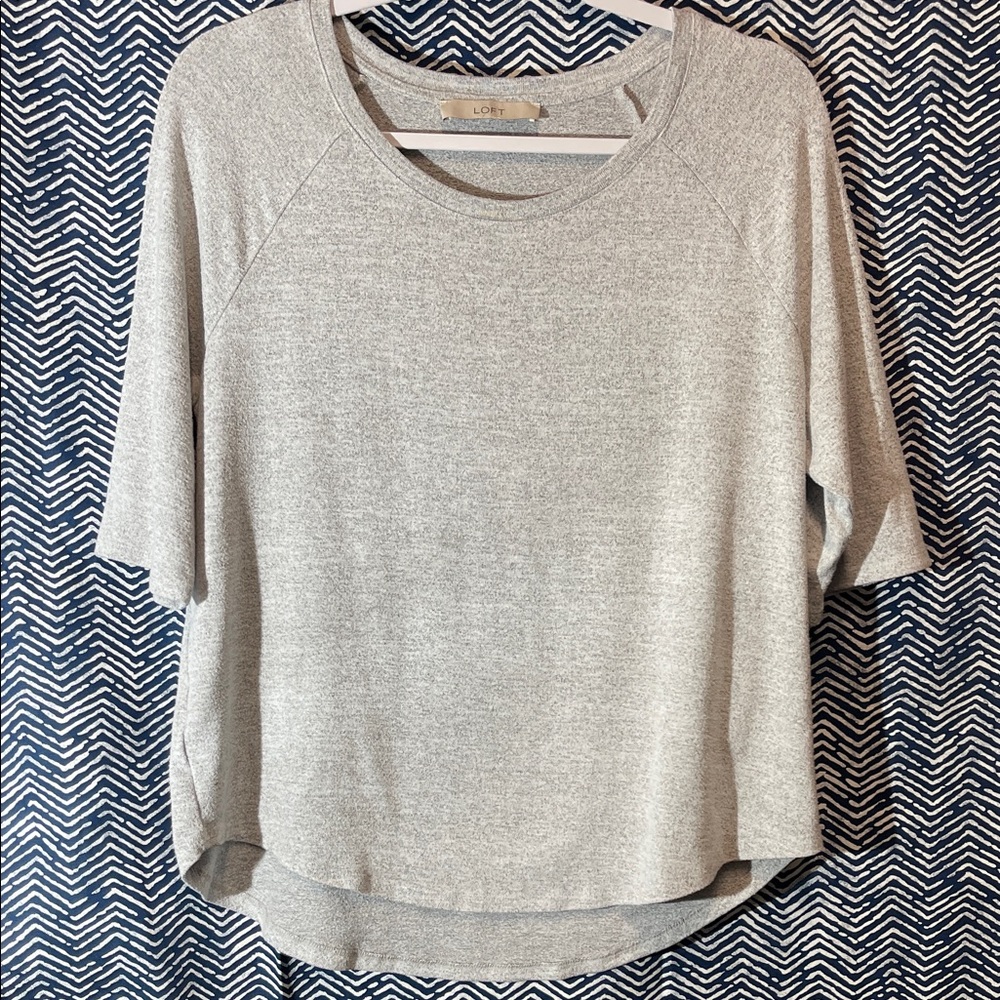 LOFT Light Gray 3/4 Sleeve Top